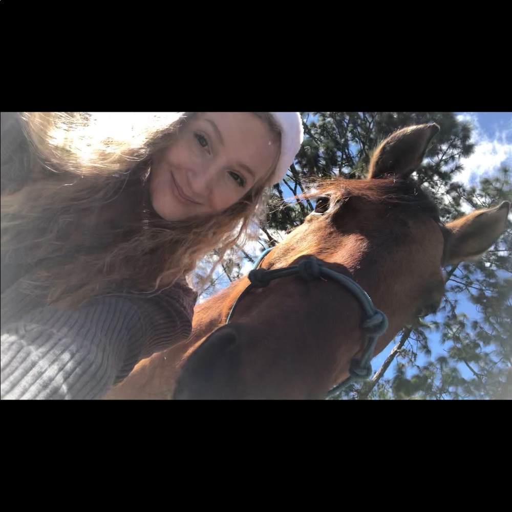 Meet your Posher, Mady